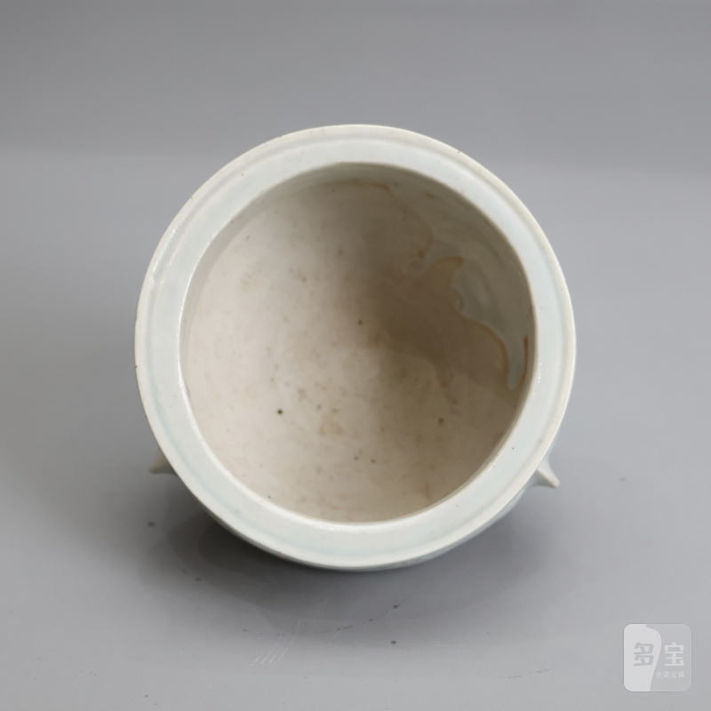 明代 青白釉鬲式炉 - 图8
